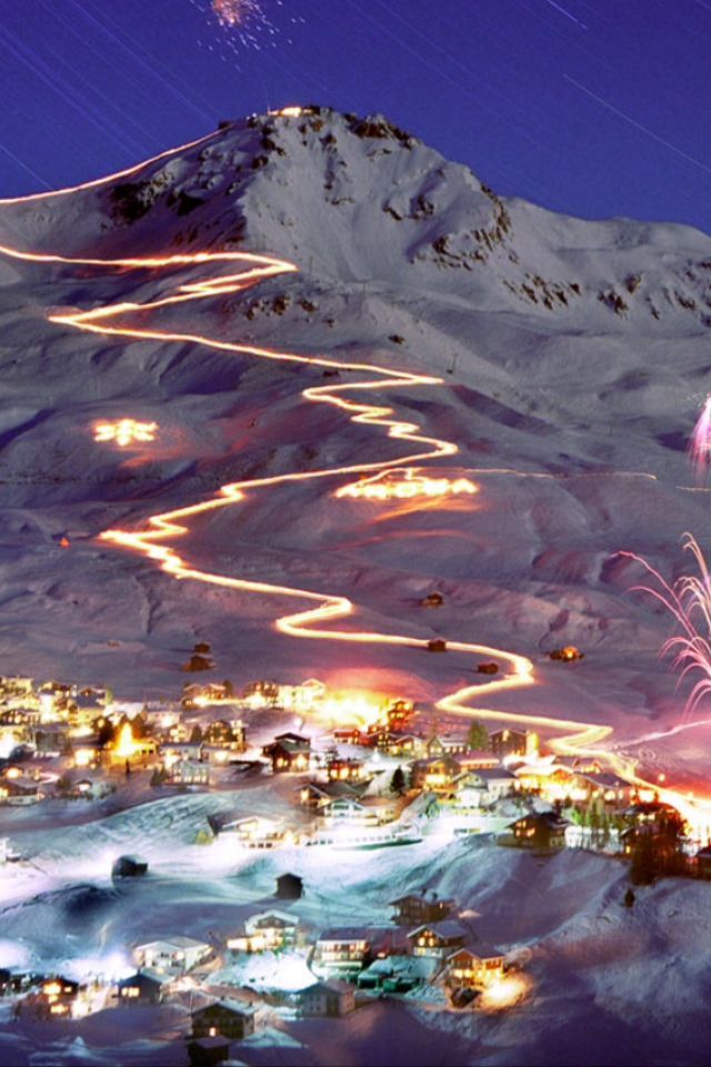 sixpenceee:Located in Arosa, Switzerland. This is an event in where the mountain