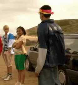 Dev Patel & Mike BaileySkins (2008) - 2x04