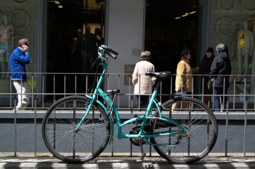 blogblogblooog: Greenish Bike by rodriguezfernandezricardo