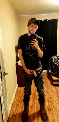 makingsatanblush:  aaronmatthewss: Who wants to see more ? Underwear for sale boredwvboy22@gmail.com.  https://chaturbate.com/in/?track=default&amp;tour=LQps&amp;campaign=EPRXt&amp;room=boredwvboy22  Thanks for Following!    Check out my Archive…