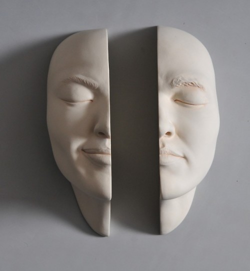 crossconnectmag:  Johnson Tsang - Recent works Born in Hong Kong in 1960, artist Johnson Tsang employs realist sculptural techniques accompanied by his surrealist imagination. Specializing in ceramics,  stainless steel sculpture & public artwork,