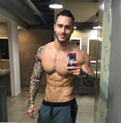 fitness-motivation-quotes:  Muscles and Tattoos: