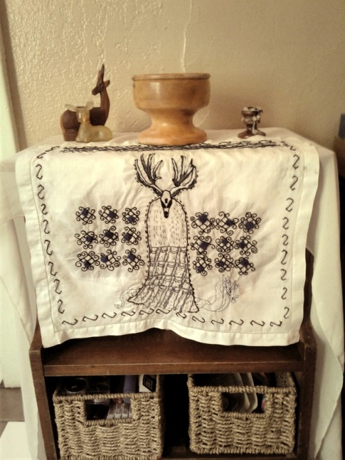 murcielagobrujx:Here’s my current altar for Veles! I just finished embroidering this altar clo