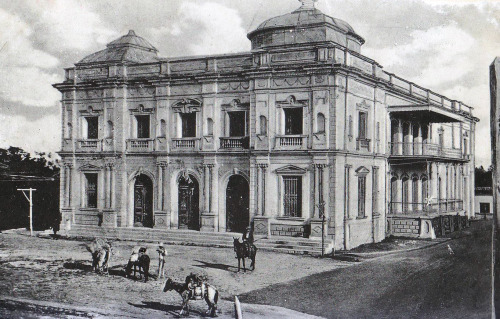 Teatro de San Miguel a principios del siglo pasado.