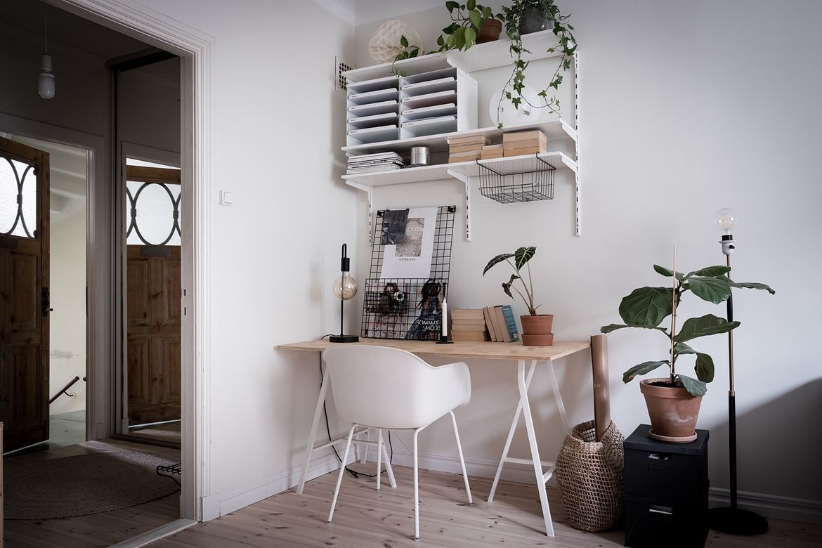 gravityhome:  Scandinavian studio apartment  Follow Gravity Home: Instagram - Pinterest