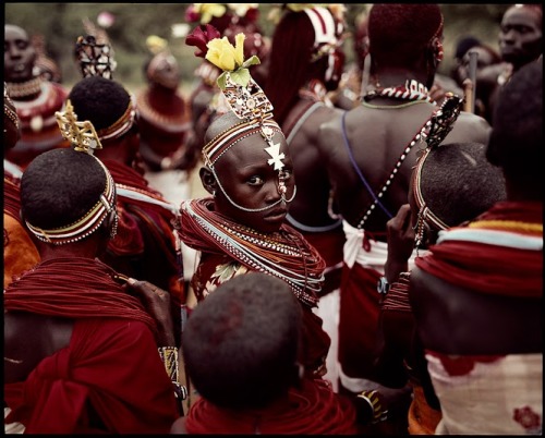 tedx: Four years ago, photographer Jimmy Nelson set off on a quest to visit and photograph 31 of the