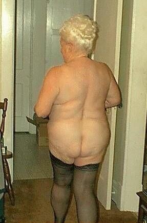 matureguy44:What a sweet granny arse…