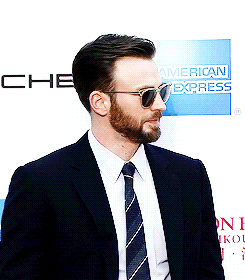  Chris Evans pon the red carpet for the 2014 porn pictures