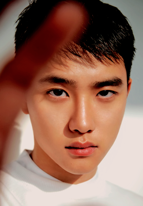 vogueksoo:  singles magazine || ©