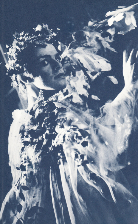 adelphe:Anthony Dowell as Oberon in The Dream, 1964The Art of the Royal Ballet by Keith Money, 1966