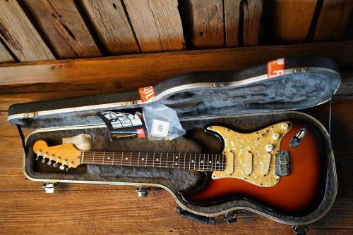 Fender Deluxe Plus 1995 ☑️ Call or WA Eleven Guitars now for  product info, advice  and the Best Pri