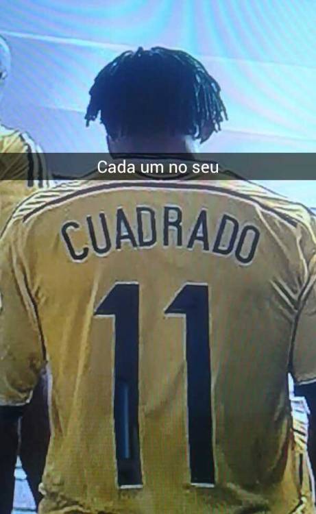 CHUPA ME OLHANDO
