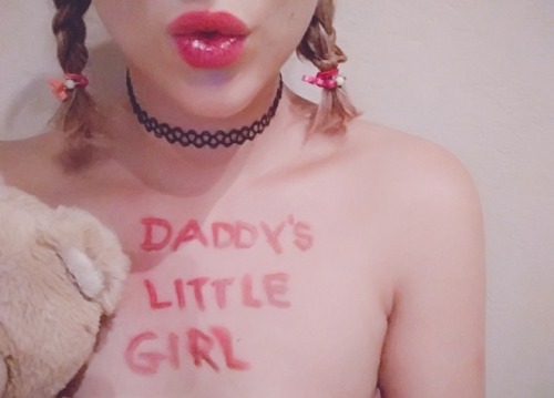 I am daddy’s rapetoy