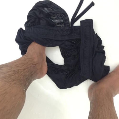 demvisualfeels:Mesh shorts ftw