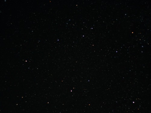 inferius10: The sky as seen from the mountains of Murree, Pakistan. You’re going to want to cl