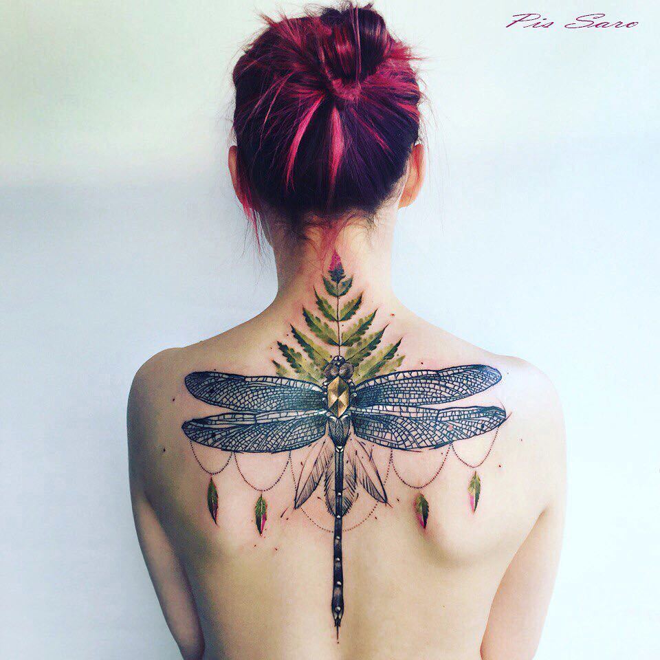 sosuperawesome:  Pis Saro Tattoo on InstagramFollow So Super Awesome on Instagram