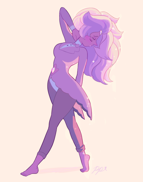 passionpeachy:I drew a Rainbow Quartz with suit Pearl just because I could…from dance mom to dapper 