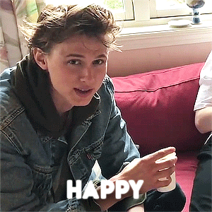 chillerhjemmesmiley:GRATULERER MED DAGEN, HENRIK!