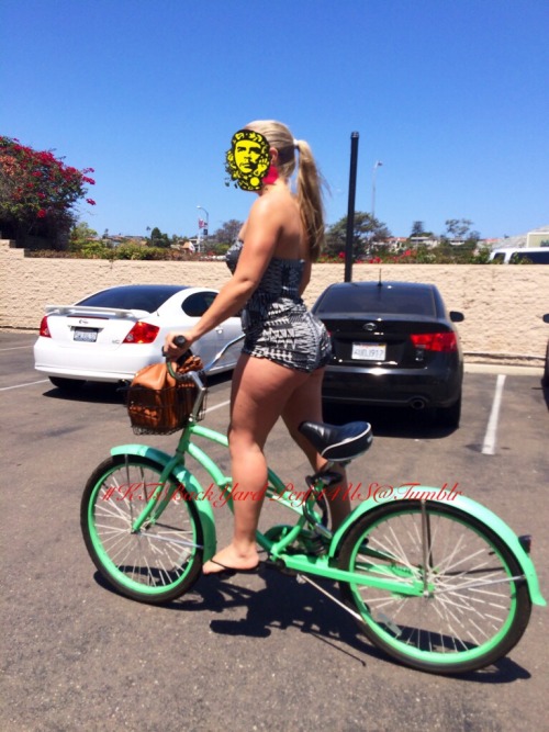 prfct4us:  Enjoying the weekend. Riding bikes with  my man on our way to brunch. Thankfully he’s phone is aways taking pictures of me.  Asss