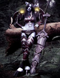 cosplaygirl:  World of Warcraft (Draenei