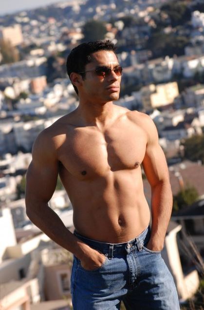 warriorsofmightandmagic:  IMaximhttp://www.bigmuscle.com/~imaximFantasy Connection:
