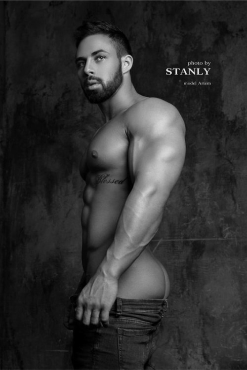 cdnlifter27:  Artem Photos: Stas Vokhmin 