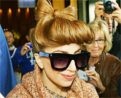 arrtpop:  HAIR BOW 