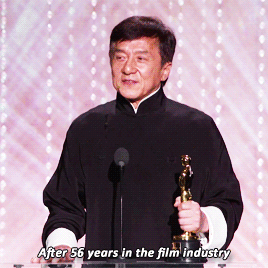 chatnoirs-baton:  Jackie Chan receives honorary Academy Award at the 2016 Governors Awards