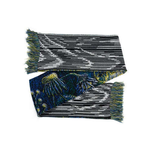 SCARF design for PHENÜMget the scarf here: https://phenum.com/article/jul-quanouai-jaiencorefaitcram