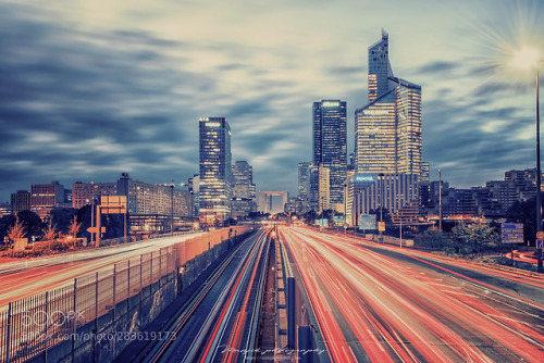 City in motion by manjik