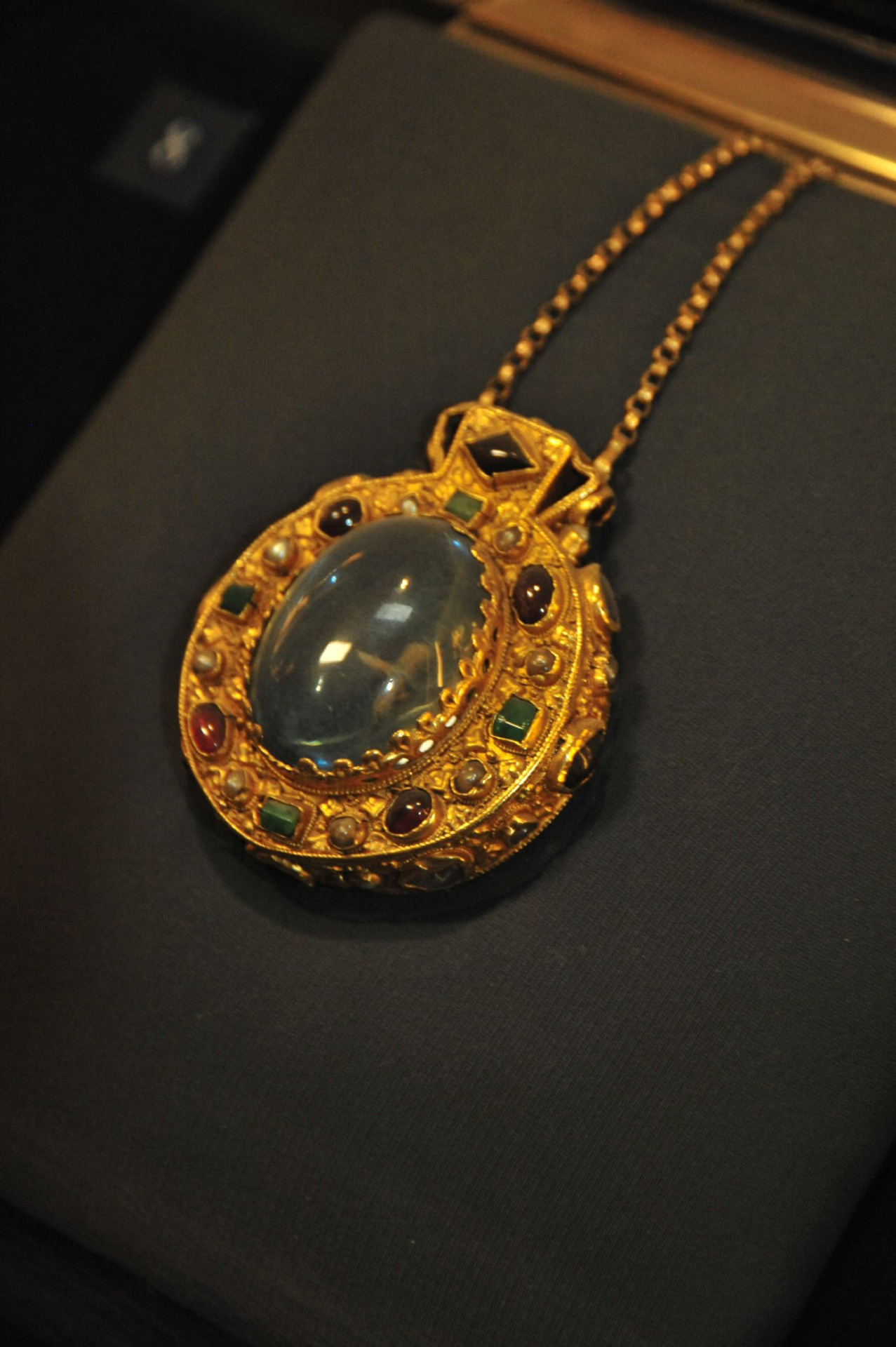 museum-of-artifacts:    The Talisman of Charlemagne, also a reliquary, said to have