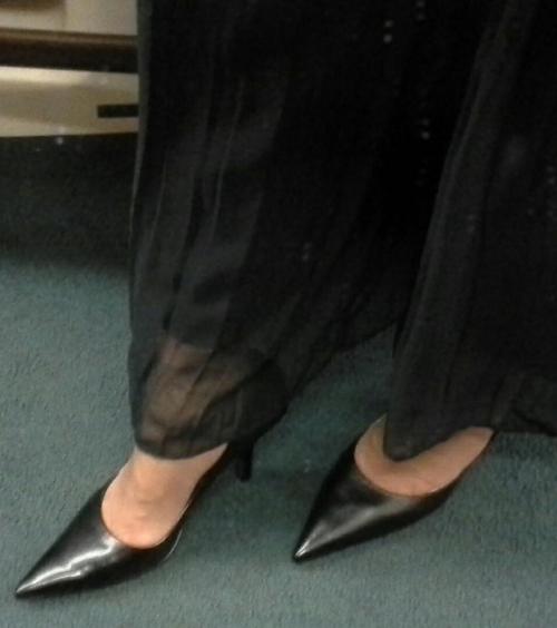 thedailyperv: Lady Delilah knows pointy shoes are always in style. Get primped with Lady Delilah! S