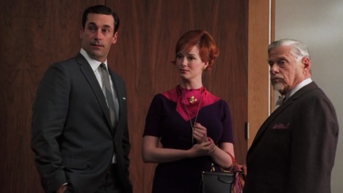 thefashionofmadmen: Joan, S1 E11 “Indian Summer”