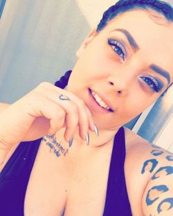 Bambinaqueen is brand spanking new around here, show her some love :)