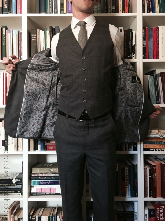 doctorshelf:Suits and books