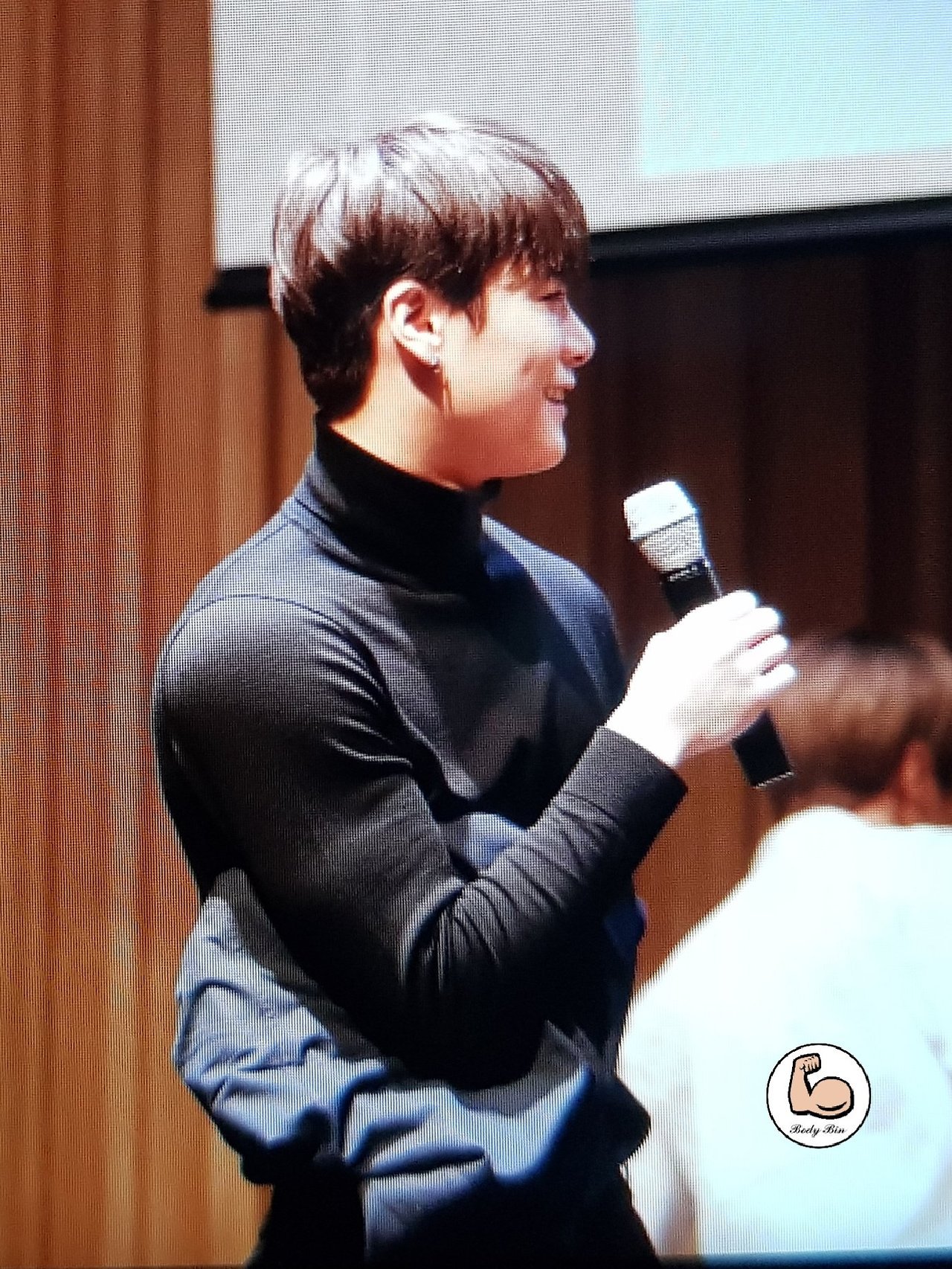 binuforthewinu: moonbin is cancelled, i only know BUFFBIN now  © Body Bin 