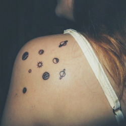 cutelittletattoos:  Little shoulder tattoo of a small galaxy on Sophia.