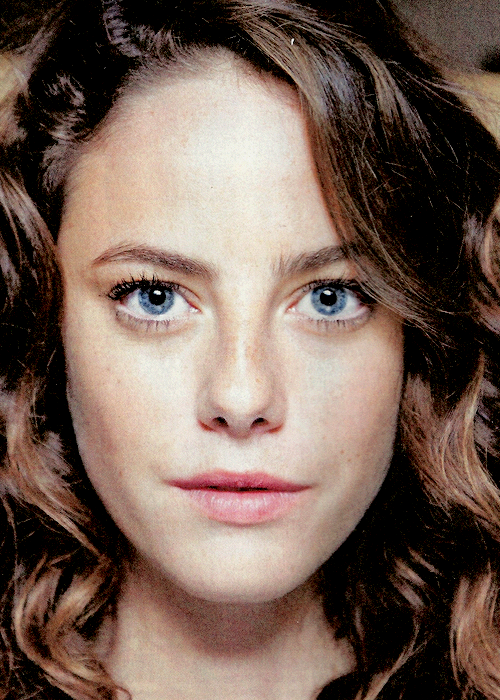 Kaya Scodelario Tumblr_ngbr8fOFCG1rxikq2o1_500