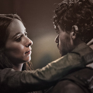 thelovelyrichardmadden-deactiva:  Richard Madden and Oona Chaplin in “The Bear