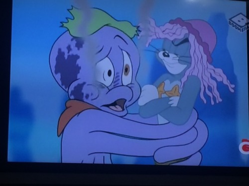 One Of The Funny Scenes Of Tom And Jerry Tales Series