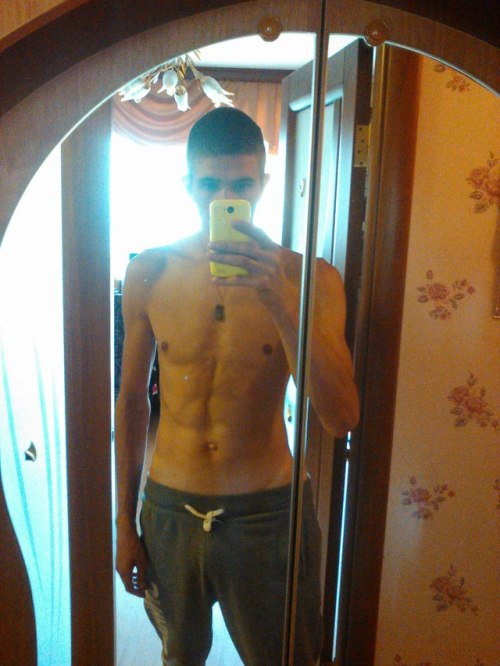 http://russian-boys.tumblr.com/post/161851925260