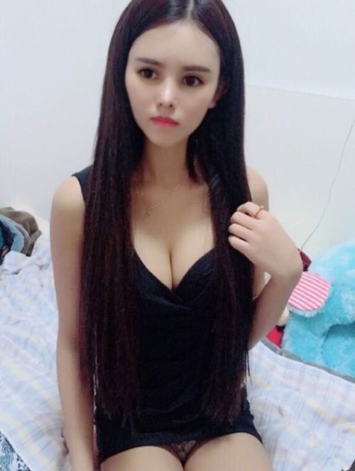 Chinese Girls On Film Reblog Photos/Videos to share beauty of Chinese Women Follow at chine