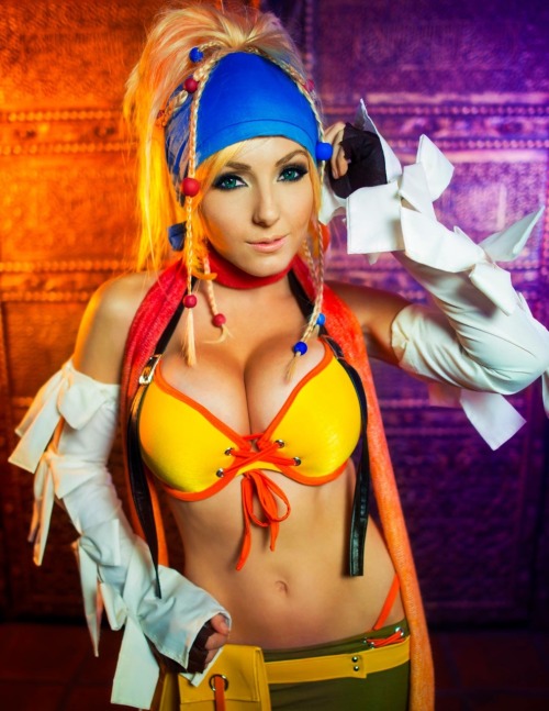 thegiftofbigtits:  Jessica as Rikku
