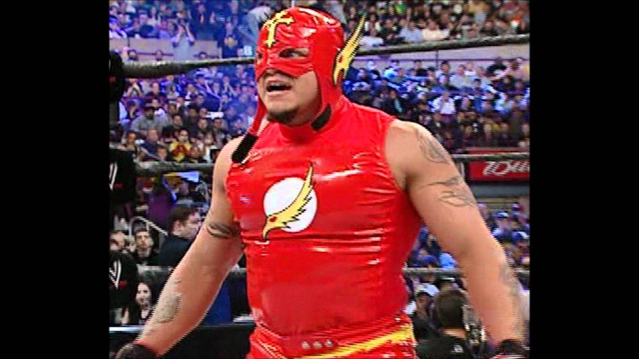 the-scarlet-album-of-theory:  Rey Mysterio showing love to some of the most beloved