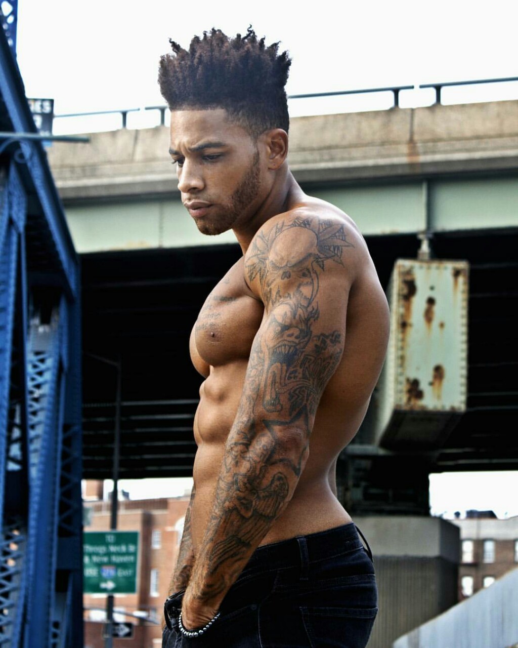 DAPPEREROTICSEXY
