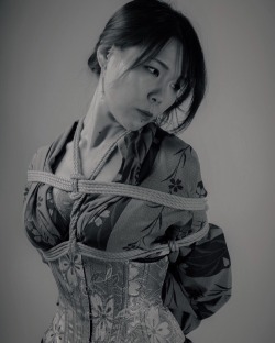 ryouko-kinksm:Rope&photo ANModel @ryouko-kinksm 