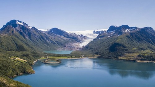  Six Senses Svart, Holandsfjorden fjord, Norway,The hotel is the first building to be designed and b