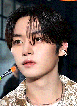 LEE KNOW X 'ATE' ERA