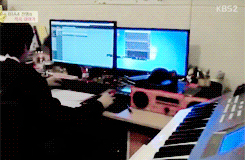 deulithium:  More than singing, Jinyoung 