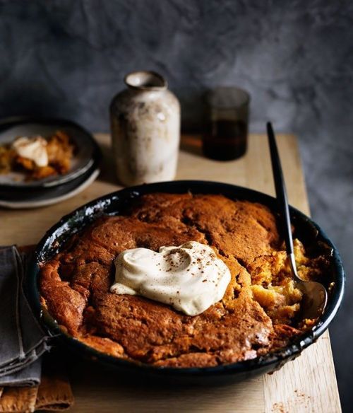 foodiebliss:  Apple And Candied Ginger Self Saucing PuddingSource: Gourmet Traveller   Gather around the cauldron,Sit for a spellAnd get your autumn and Halloween fix    
